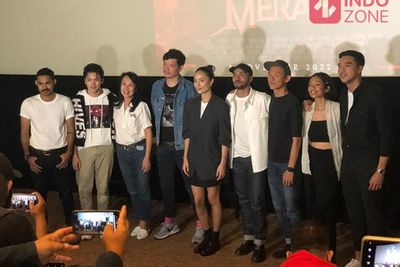 FOTO: Perempuan Bergaun Merah Siap Beri Pengalaman Horor Baru di Bioskop Indonesia