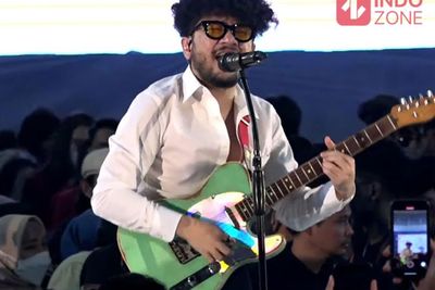 Kunto Aji Membius Panggung UMM dengan Album Mantra Mantra di Your Voice Matters