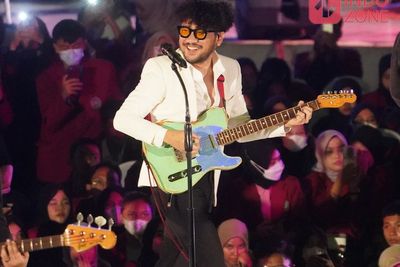 FOTO: Kunto Aji Meriahkan Your Voice Matters Lewat Album Mantra Mantra, Hipnotis Penonton!