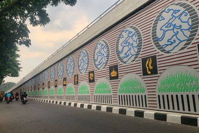 Keren! Bandung Punya Flyover Baru, Desainnya Unik Bermotif Batik Mega Medung dan Kujang
