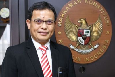 Sah! DPR Tetapkan Sekjen MK Guntur Hamzah Jadi Hakim Konstitusi
