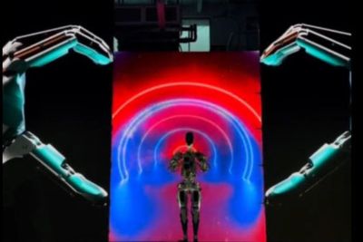 Elon Musk Ungkap Keunggulan Robot Humanoid Tesla Optimus