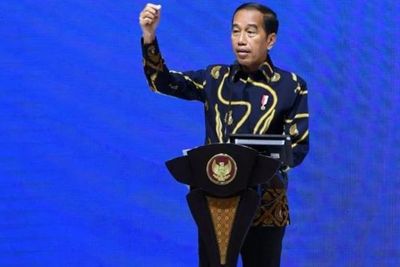 Presiden Jokowi di Hari Batik Nasional: Terima Kasih Sudah Melestarikan