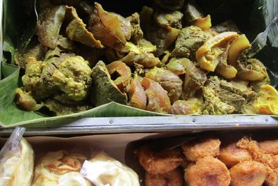 Soto Kuning Pak Bongkok, Jualan Sejak 1978 Kuliner Khas Bogor yang Wajib Dicoba!