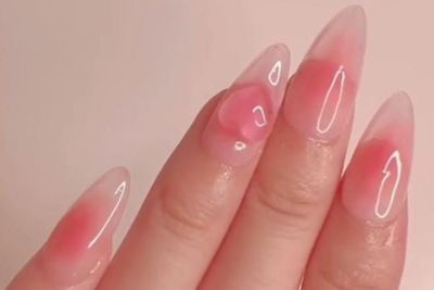Viral di TikTok Tren Nail Blush Gemas dari Korea: Manis Banget!