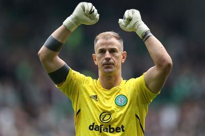 Intip Aksi Konyol Joe Hart Pura-pura Kolaps, Langsung Dihujat Netizen