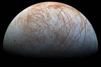 NASA Rilis Foto Europa, Bulannya Jupiter: Cantik Putih karena Penuh Lapisan Es Tebal