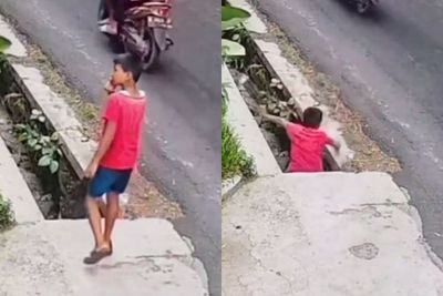 Melamun, Bocah Laki-Laki Ini Tersungkur Masuk ke Selokan, Nggak Ada yang Nolongin