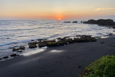 Sunset Spot Cemagi, Hidden Gem Baru di Bali yang Tiket Masuk Cuma Rp2 Ribu!