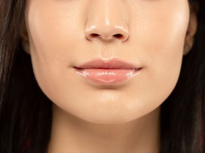 5 Rekomendasi Lip Oil dari Brand Lokal: Bibir Langsung Shining Glowing!