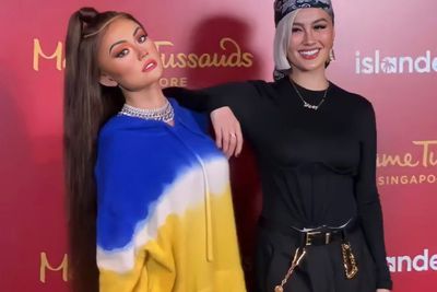 Bangga! Agnez Mo Resmikan Patung Lilin Pertamanya di Singapura: Mirip Banget