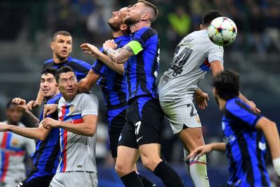 Merasa Dirugikan Wasit Lawan Inter, Barcelona Bakal Protes ke UEFA