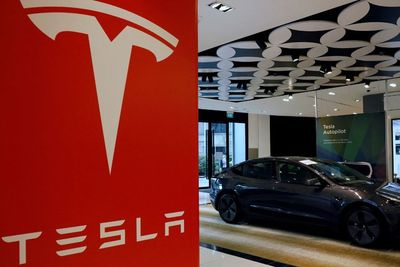 Mulai Sekarang, Tesla Hapus Penggunaan Sensor Ultrasonik dari Mobilnya