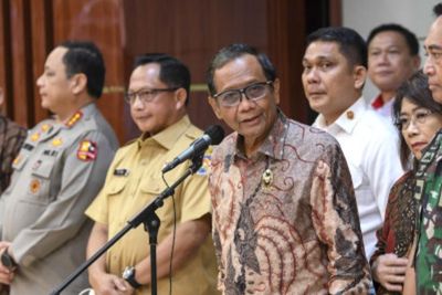 Mahfud MD: Liga 1, 2 dan 3 Dihentikan Sampai Presiden Nyatakan Bisa Dinormalisasi