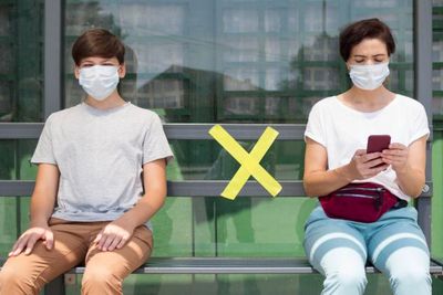 Ternyata Social Distancing Itu Tidak Hanya Memberikan Dampak Baik Pada Tubuh