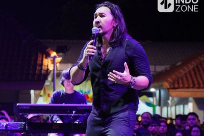 FOTO: David Bayu Tampil di Synchronize Festival 2022, Nyanyikan Album Solo Perdana