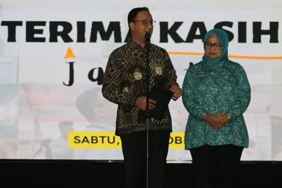 Sepekan Jelang Lengser, Anies Kumpulkan Ratusan RT RW Seluruh Jakarta dan Titip Pesan Ini