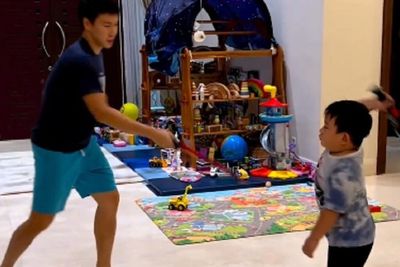 Lucu, Marcus Gideon dan Uniol Dadakan Jadi Tokoh Anime Demon Slayer