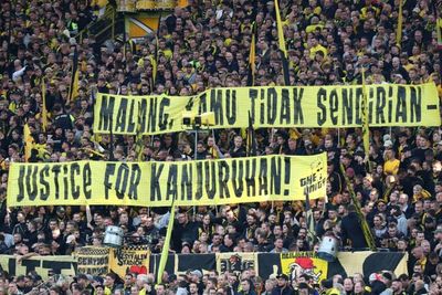 Empati Suporter Dortmund untuk Tragedi Kanjuruhan: Malang, Kamu Tidak Sendirian!