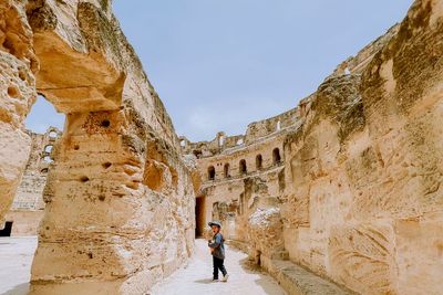 Bukan di Roma! Amphitheatre El Jem, Monumen Romawi Terbesar yang Tersisa di Benua Afrika