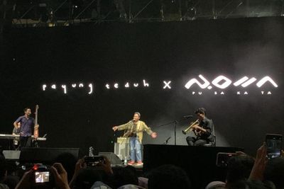 Payung Teduh dan Pusakata Prank Penonton di Synchronize Fest 2022, Penonton Minta Balikan