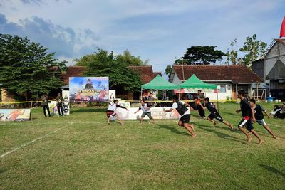 Serunya Adu Nyali Permainan Betengan, Sukses Bangkitkan Kenangan Masa Kecil Generasi 90-an
