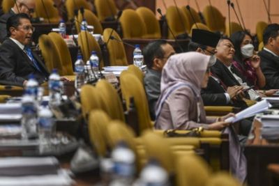 Komisi II DPR RI Buka Suara Terkait Isu Evaluasi Pilkada oleh MPR