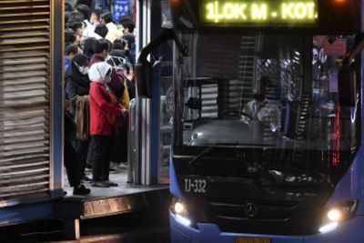 Wagub DKI Bantah Adanya Pemotongan Saldo Transjakarta Dua Kali