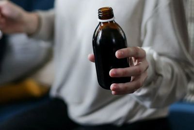 BPOM Pastikan Obat Batuk yang Tewaskan Puluhan Anak di Gambia Enggak Ada di Indonesia