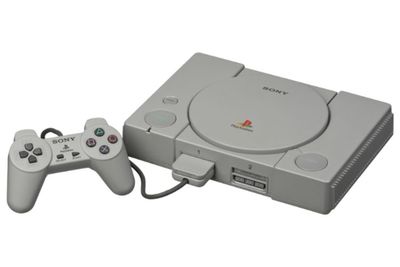 Megah Banget! Main PlayStation 1 di TV Ukuran 420 Inci