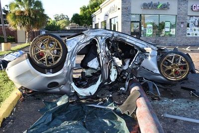 Bawa Kabur Mobil Curian, 3 Pemuda Ini Alami Kecelakaan Hebat