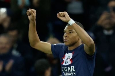 Digosipkan Mau Cabut dari PSG, Tuan Muda Mbappe Bikin Rekor di Liga Champions