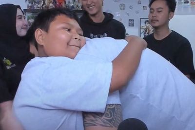 Youtuber Windah Basudara Kumpulkan Rp300 Juta untuk Rahmat si Bocah Okky Boy
