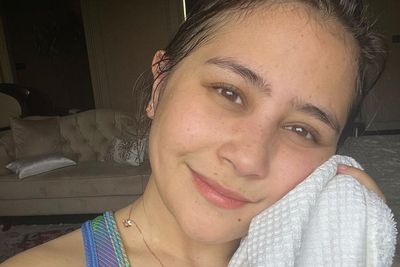 Prilly Latuconsina Pede Pamer Mata Panda dan Freckles, Badan Keringetan Abis Olahraga