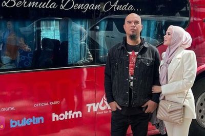 Ahmad Dhani dan Mulan Jameela Akan Pergi Umrah: Al, El, Dul Juga Ikut