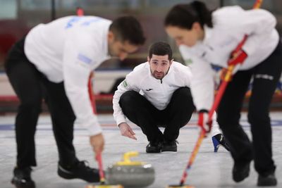 Olahraga Curling Sering Disebut Permainan Cleaning Service, Apaan Tuh?