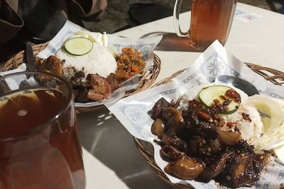 Nikmatnya Jeroan Gongso Malang, Makan di Sini Bakal Dilayani sama Tukang Parkir!