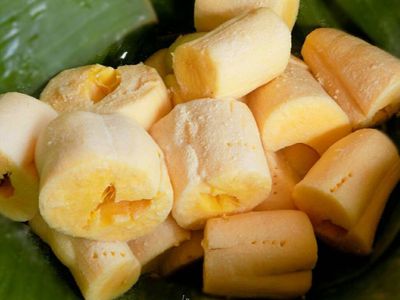 Cara Membuat Bola Tape Singkong Mudah dan Anti Gagal, Simak!