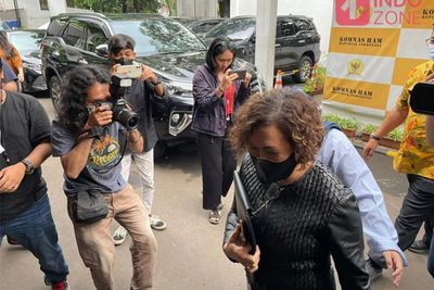 Laga Arema vs Persebaya Main Malam, Indosiar Bantah Akomodir Iklan Rokok