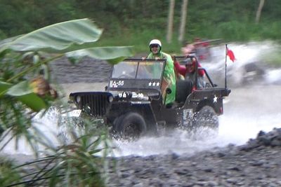 Seru! Menyusuri Gunung Merapi dengan Naik Mobil Offroad, Dijamin Bikin Adrenalin Gemetar