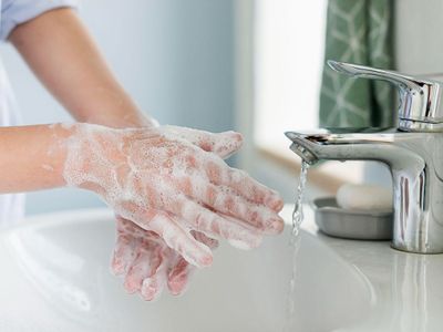 Pandemi COVID-19 Menurun, Kenapa Harus Tetap Rutin Cuci Tangan?