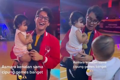 Ardhito Pramono Gendong Anaknya pas Manggung Bikin Heboh, Ajak Kenalan sama Rayyanza
