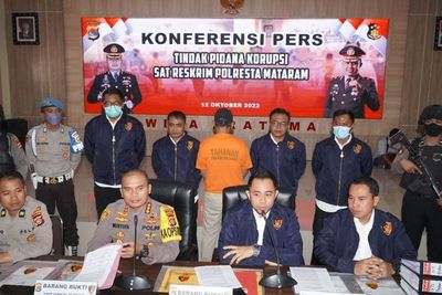 Oknum ASN Peras Pedagang Puluhan Juta di NTB, Modusnya Ancam Direlokasi