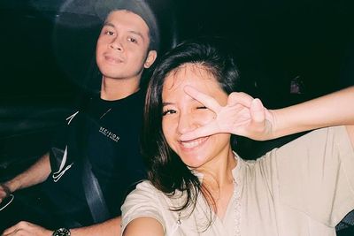 Nyesek! Drummer NOAH Rio Nangis Tertunduk di Pemakaman Clerence: Berat Banget buat Saya