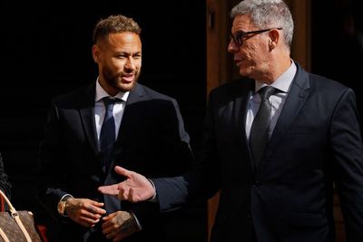 Diduga Korupsi, Neymar Terancam Penjara 2 Tahun Buntut Pindah ke Barcelona