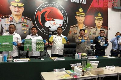 Home Industri Ekstasi di Jaktim Digerebek, Rupanya Sudah Beroperasi Sejak Lama!