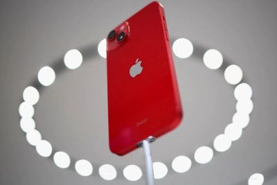 Padahal Baru Dirilis, Apple Kurangi Produksi iPhone 14 Plus, Kurang Laku Ya?