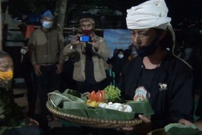 Ritual Tolak Bala Warga Bandung Barat ini Pantang Dilewati, Bisa-bisa Kesurupan!