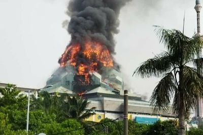 Hari Ini, Polisi Olah TKP Kebakaran Jakarta Islamic Center