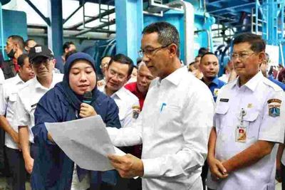 Tinjau Waduk Pluit, Pj Gubernur DKI Jakarta Heru Cek Pompa dari Jepang hingga Bahas NCICD